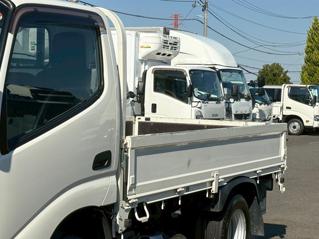 日野 デュトロ 2KG-XZC605M(2WD)の写真6