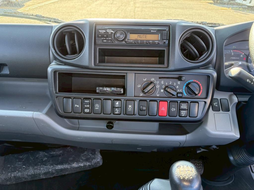 日野 デュトロ 2KG-XZC605M(2WD)の写真22