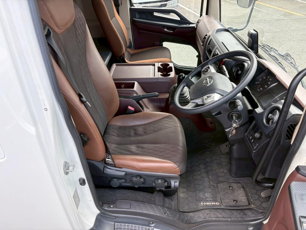 日野 レンジャー 2PG-FD2ABA(2WD)の写真21