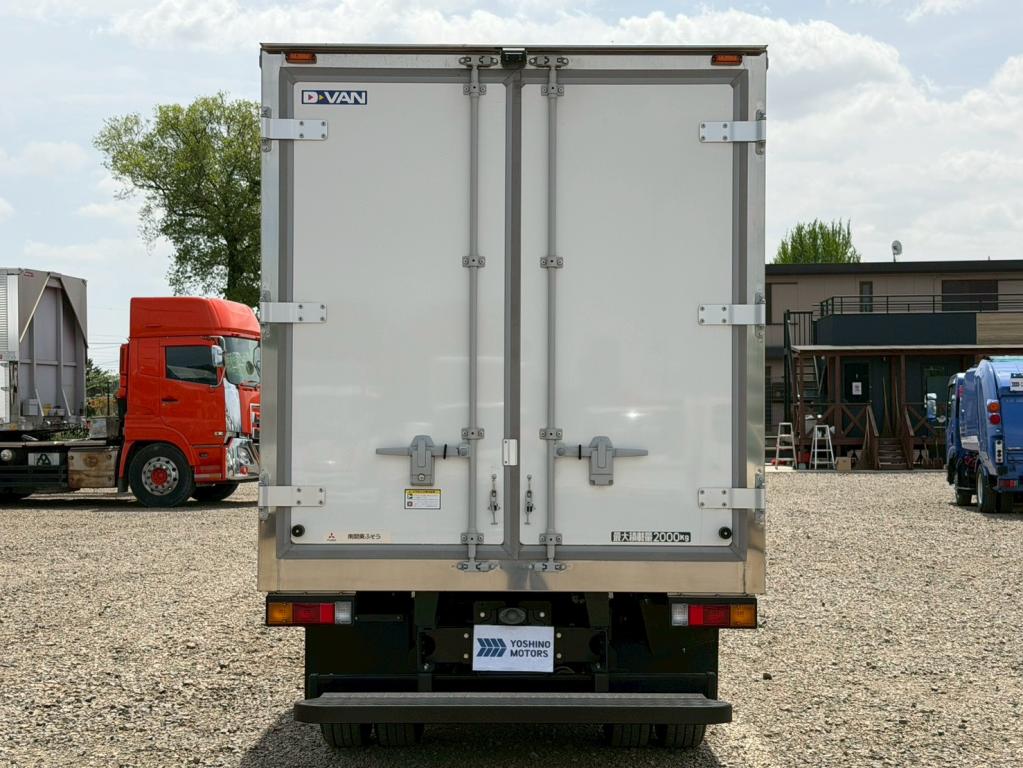 三菱 キャンター 2RG-FBAV0(2WD)の写真13