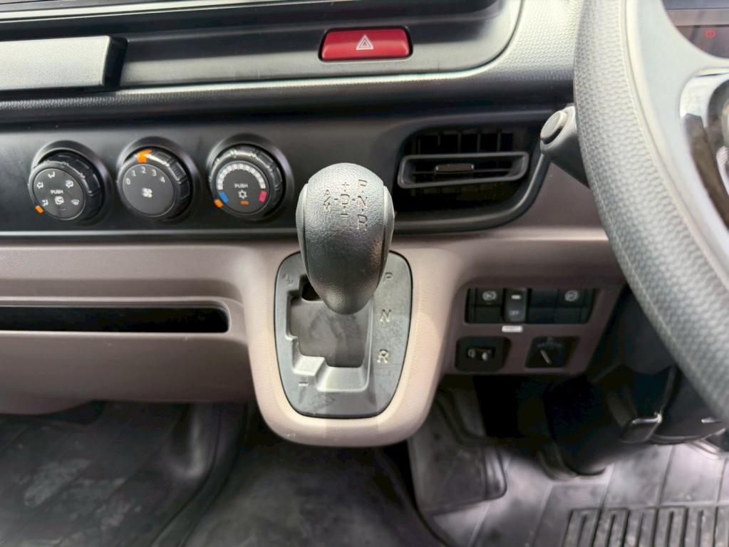 三菱 キャンター 2RG-FBAV0(2WD)の写真23