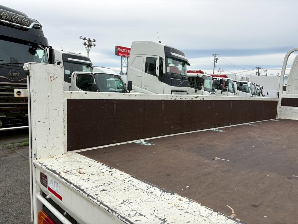 日野 デュトロ 2KG-XZU655M(2WD)の写真9