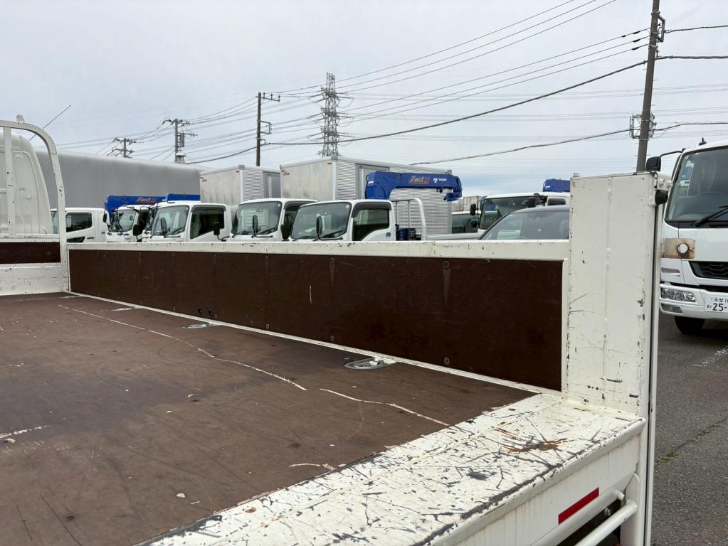 日野 デュトロ 2KG-XZU655M(2WD)の写真10