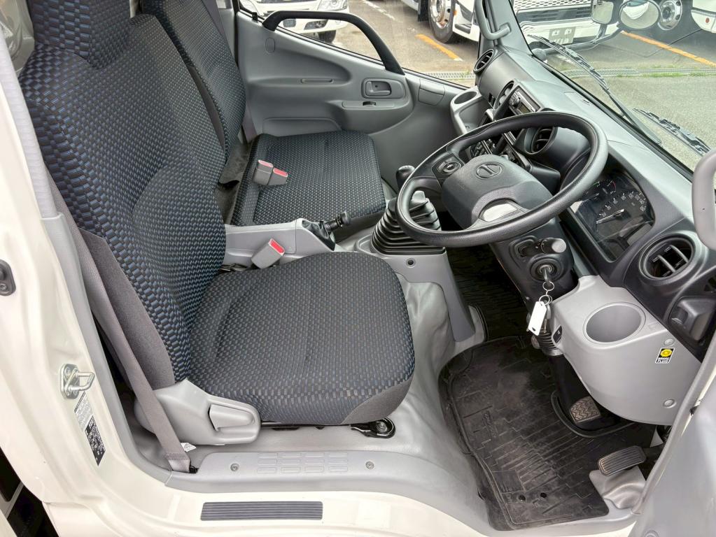 日野 デュトロ 2KG-XZU655M(2WD)の写真21