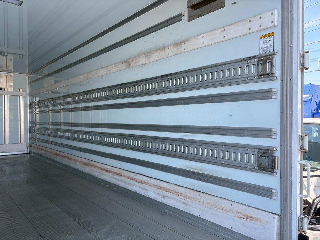 日野 レンジャー 2KG-FC2ABG(2WD)の写真10