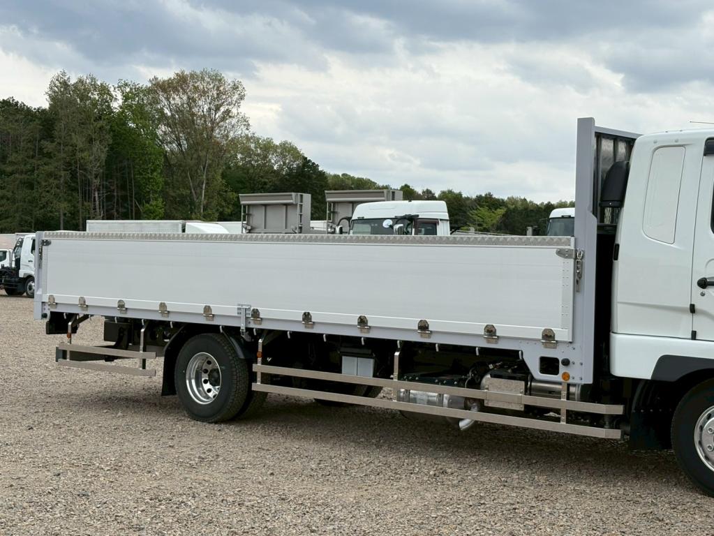 三菱 ファイター 2KG-FK65F(2WD)の写真5