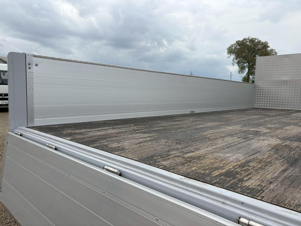 三菱 ファイター 2KG-FK65F(2WD)の写真9