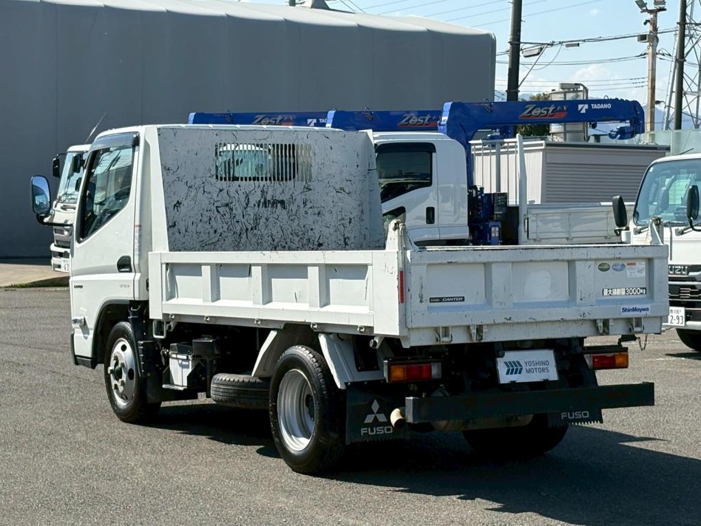 三菱 キャンター 2RG-FBA60(2WD)の写真3