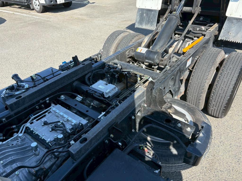 三菱 キャンター 2RG-FBA60(2WD)の写真14