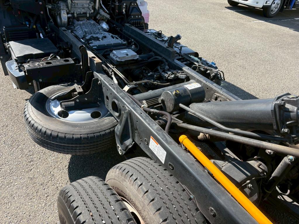 三菱 キャンター 2RG-FBA60(2WD)の写真15