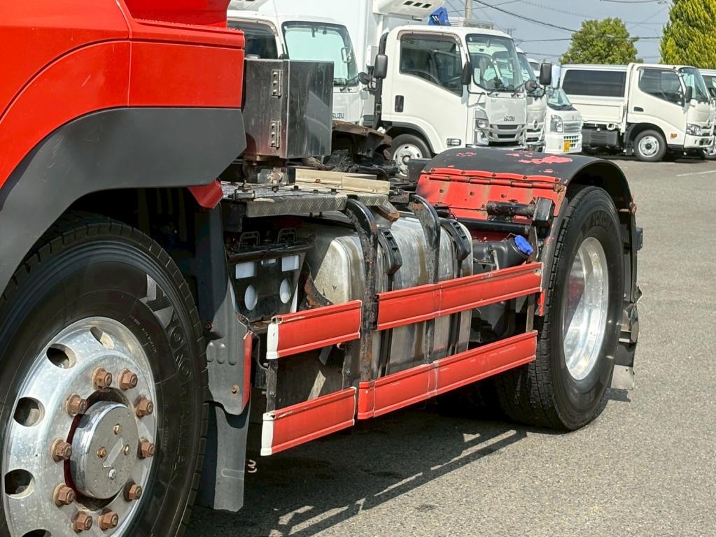 日野 プロフィア QPG-SH1EEDG(2WD)の写真6