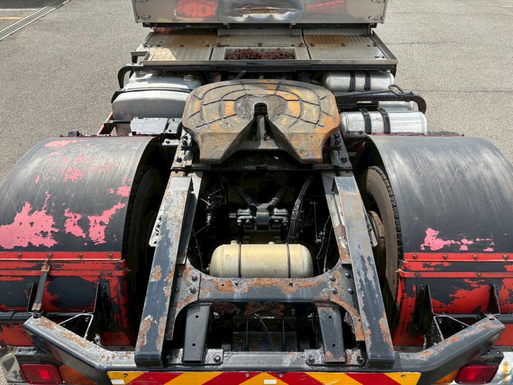 日野 プロフィア QPG-SH1EEDG(2WD)の写真8