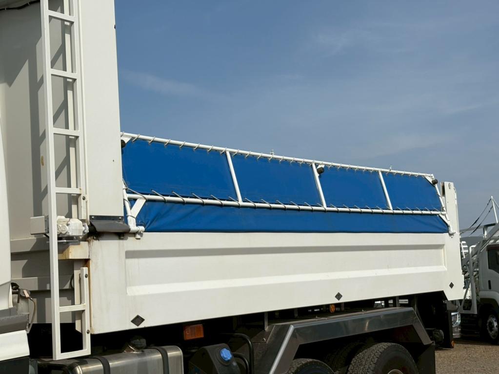 ＵＤ クオン 2PG-CW5AL(6x4)の写真6