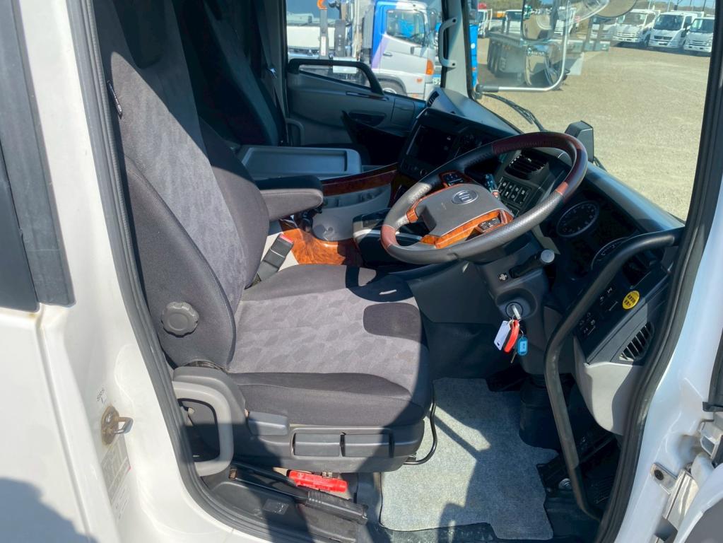 ＵＤ クオン 2PG-CW5AL(6x4)の写真21