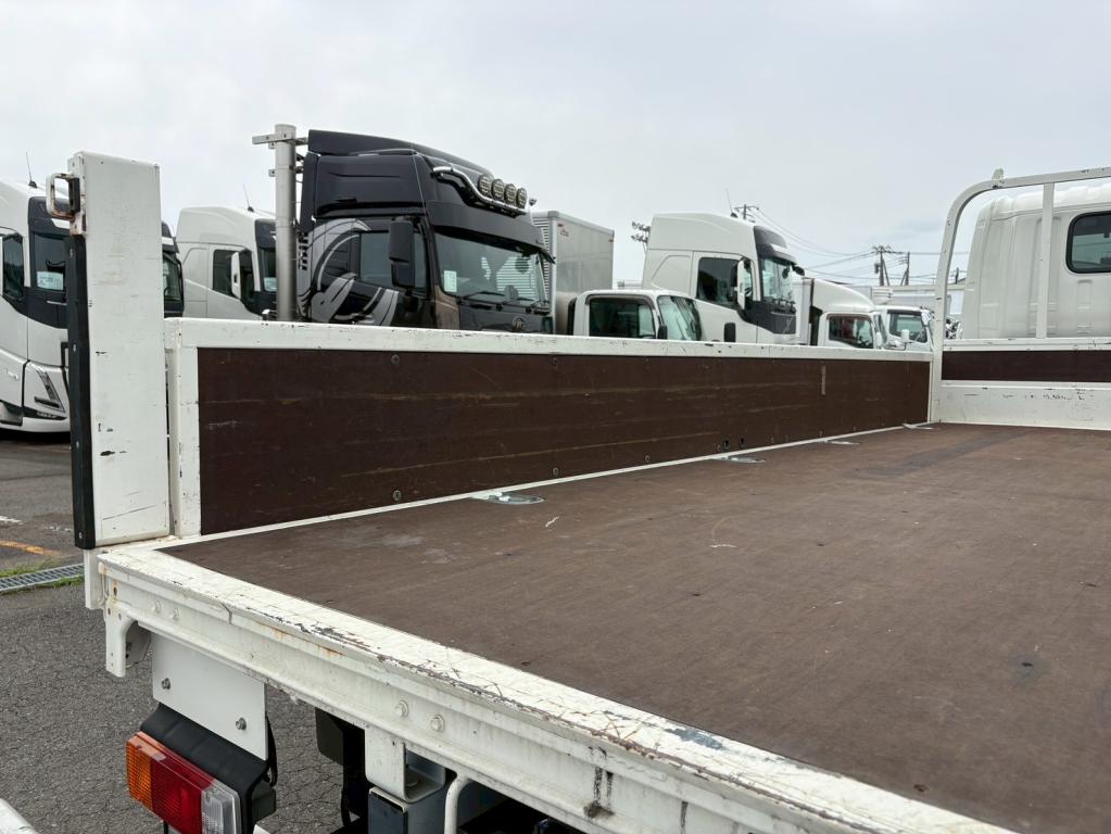 日野 デュトロ 2KG-XZU712M(2WD)の写真9