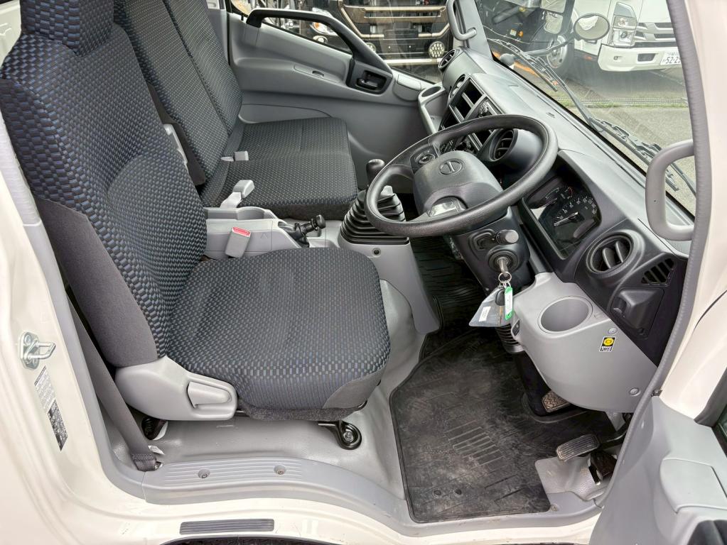 日野 デュトロ 2KG-XZU712M(2WD)の写真21