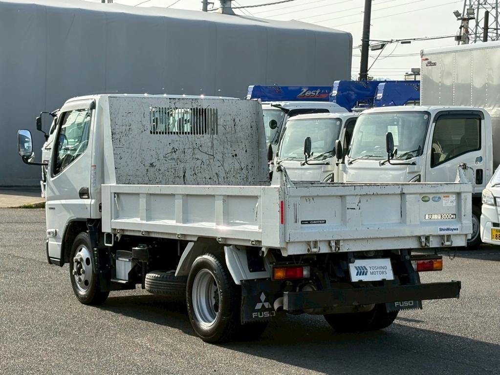 三菱 キャンター 2RG-FBA60(2WD)の写真3
