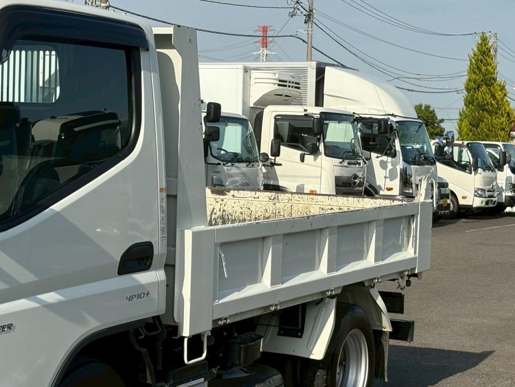 三菱 キャンター 2RG-FBA60(2WD)の写真6