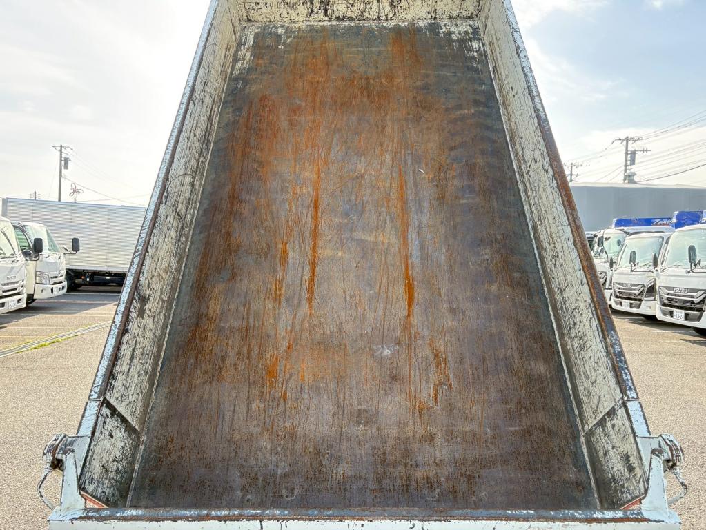 三菱 キャンター 2RG-FBA60(2WD)の写真8