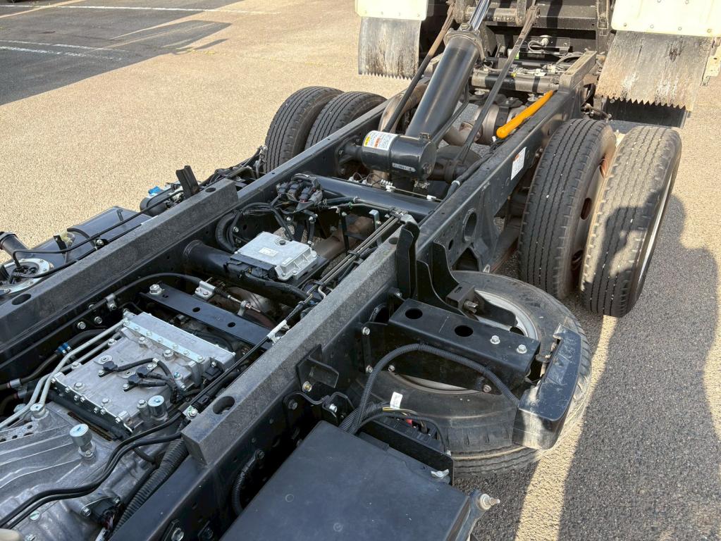 三菱 キャンター 2RG-FBA60(2WD)の写真14