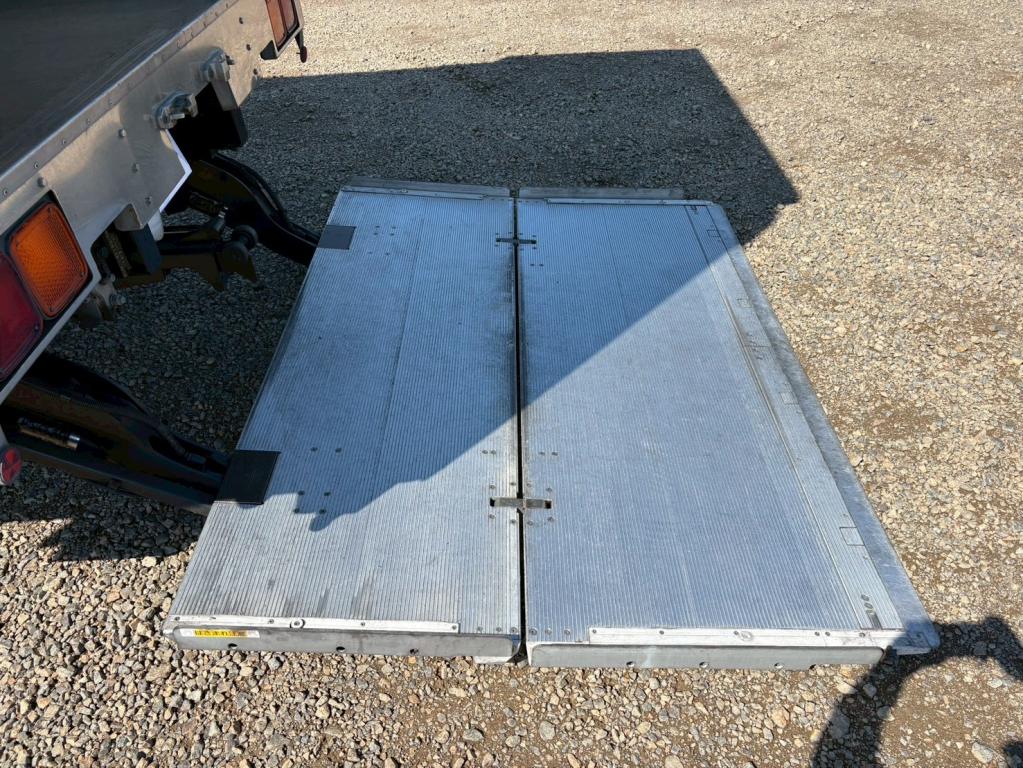 三菱 ファイター TKG-FK64F(2WD)の写真12