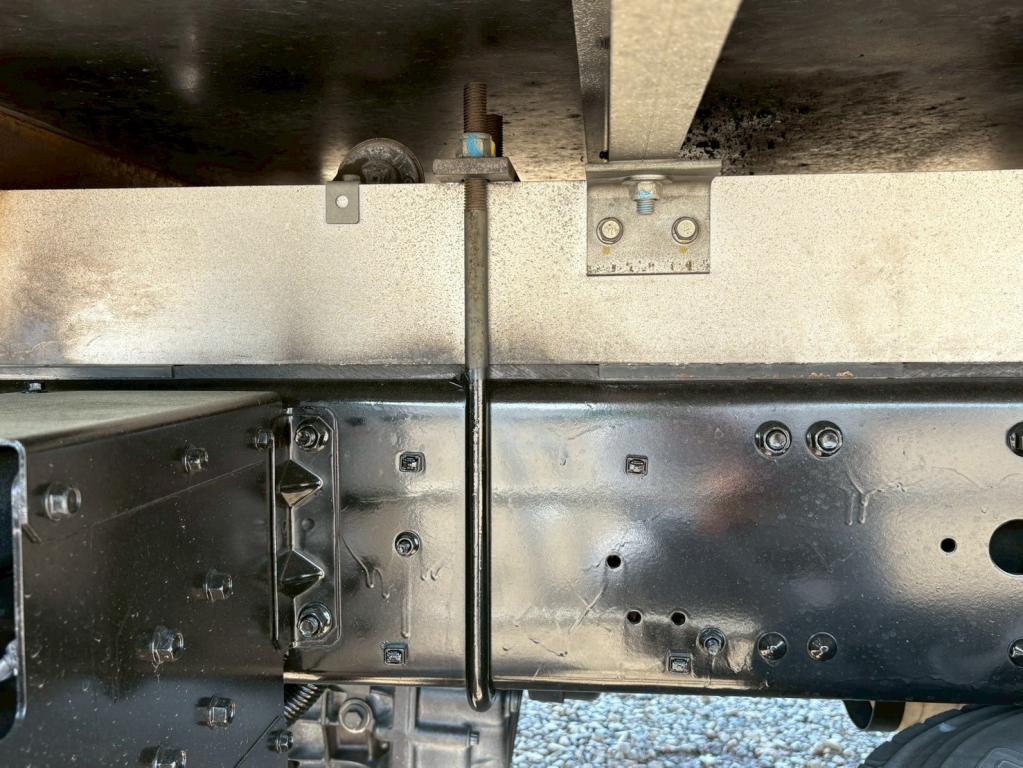 三菱 ファイター TKG-FK64F(2WD)の写真16