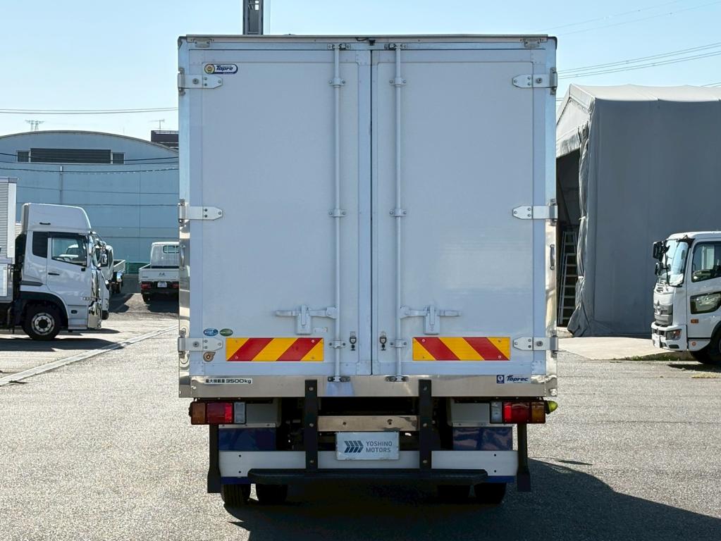 いすゞ エルフ 2PG-NPR88AN(2WD)の写真12