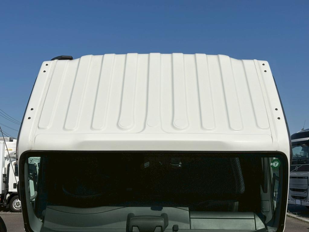 いすゞ エルフ 2PG-NPR88AN(2WD)の写真20