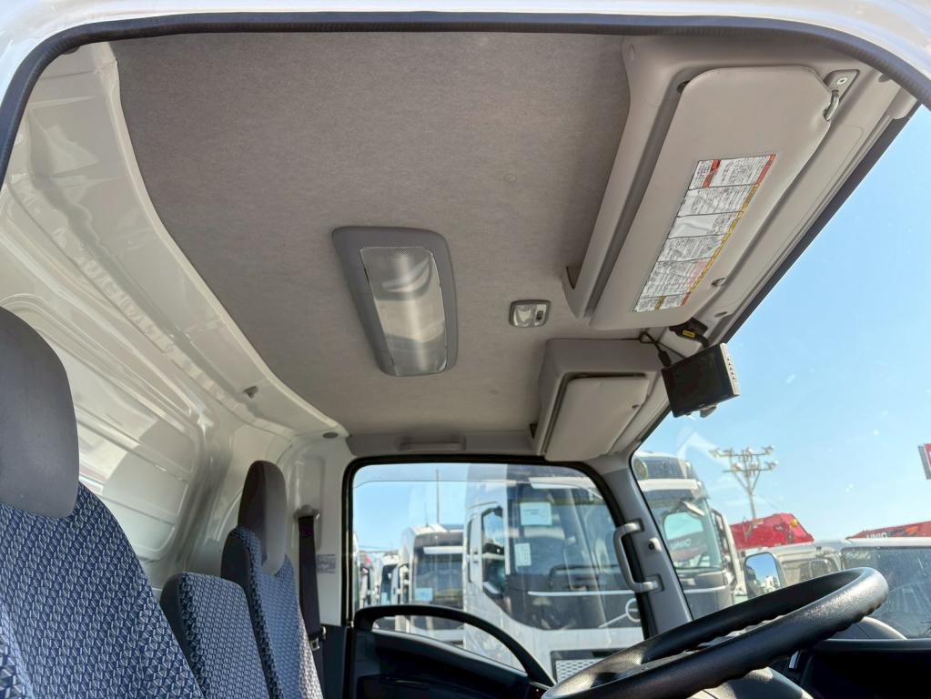 いすゞ エルフ 2PG-NPR88AN(2WD)の写真24