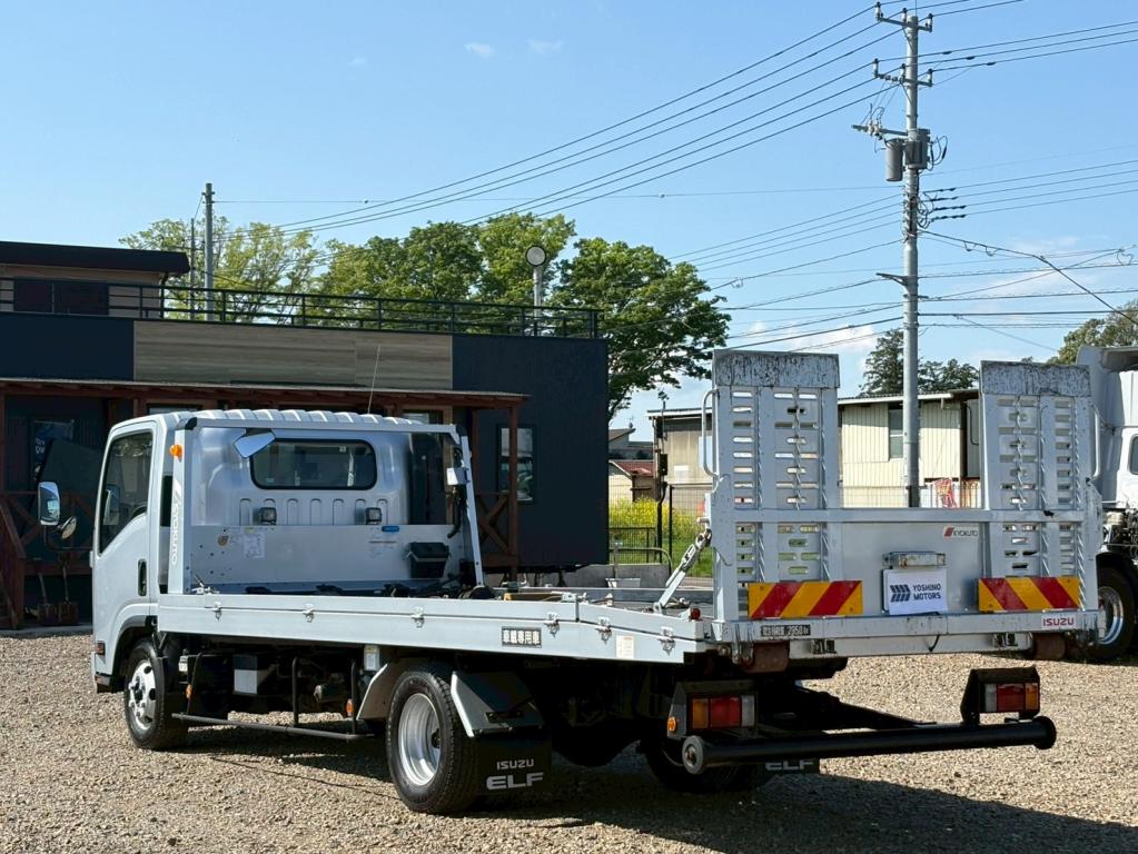 いすゞ エルフ 2RG-NPR88AN(2WD)の写真3