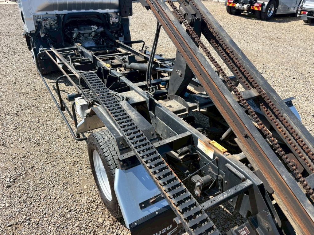 いすゞ エルフ 2RG-NPR88AN(2WD)の写真14