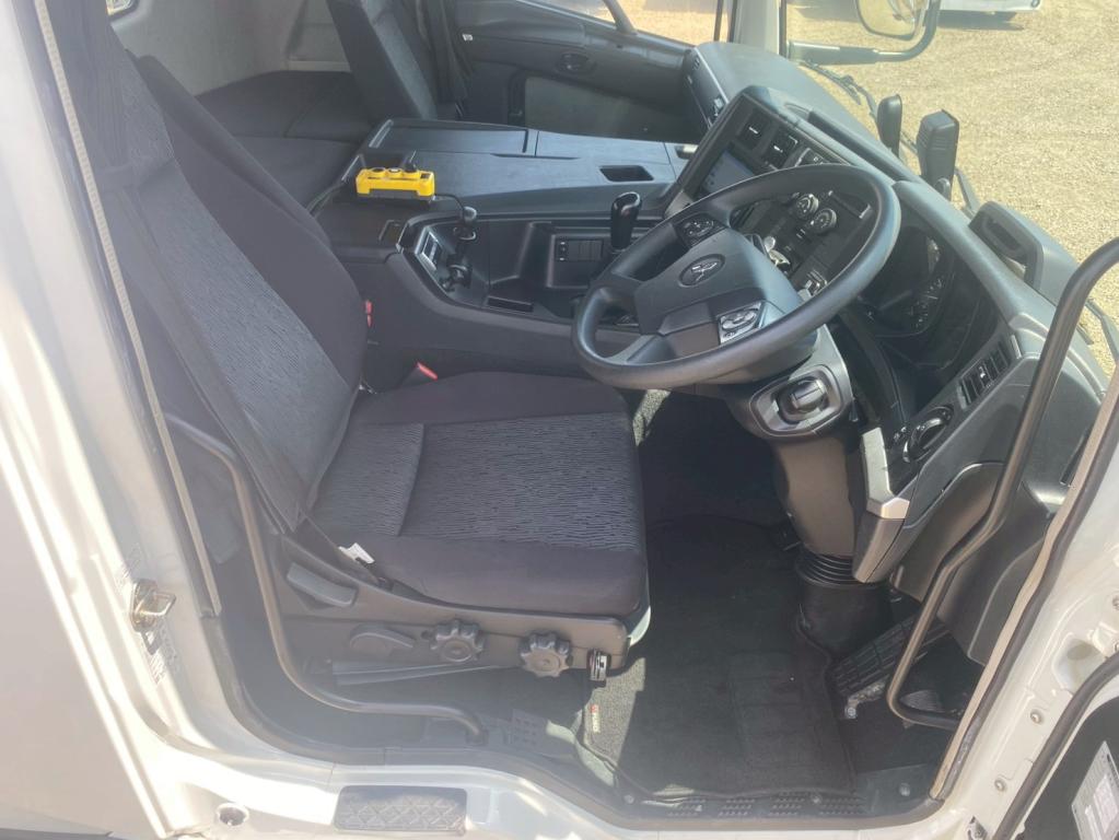 三菱 スーパーグレート 2KG-FV70HY(6x4)の写真21