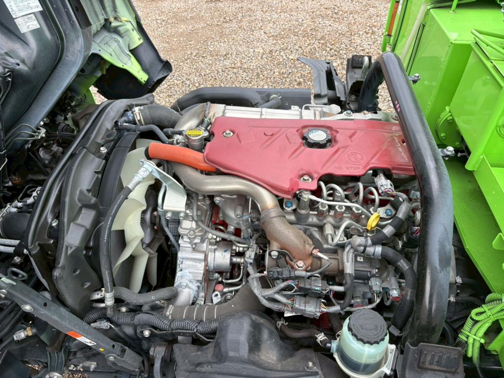 日野 デュトロ 2RG-XZU605X(2WD)の写真18