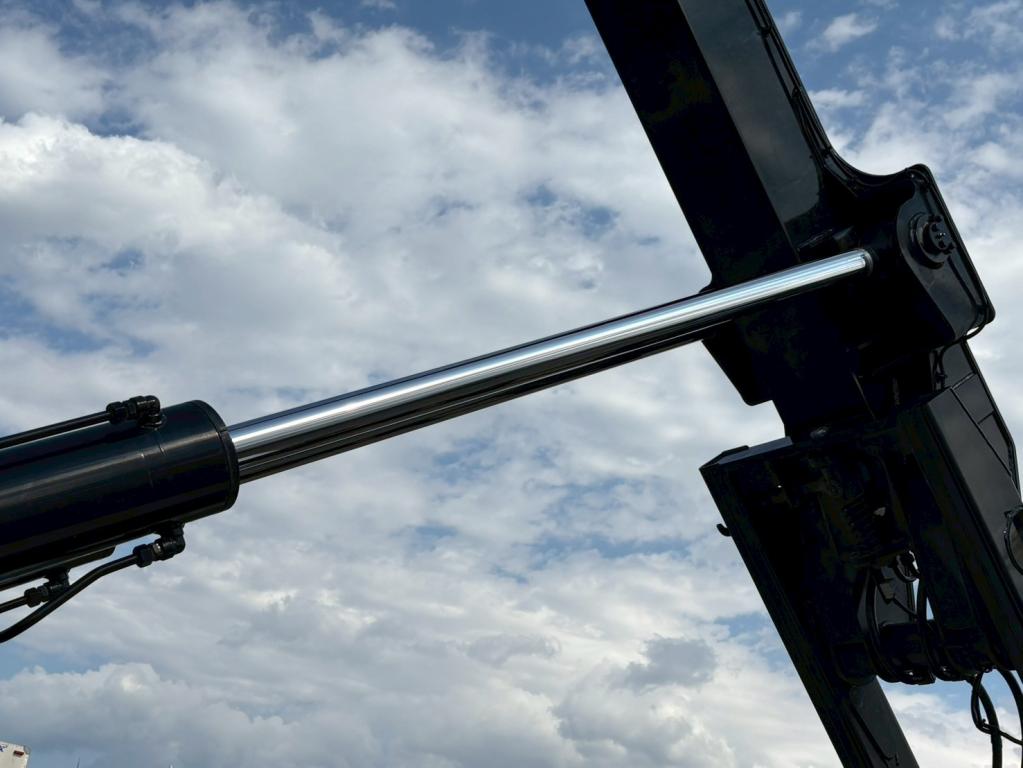 三菱 スーパーグレート 2KG-FV70HY(6x4)の写真9