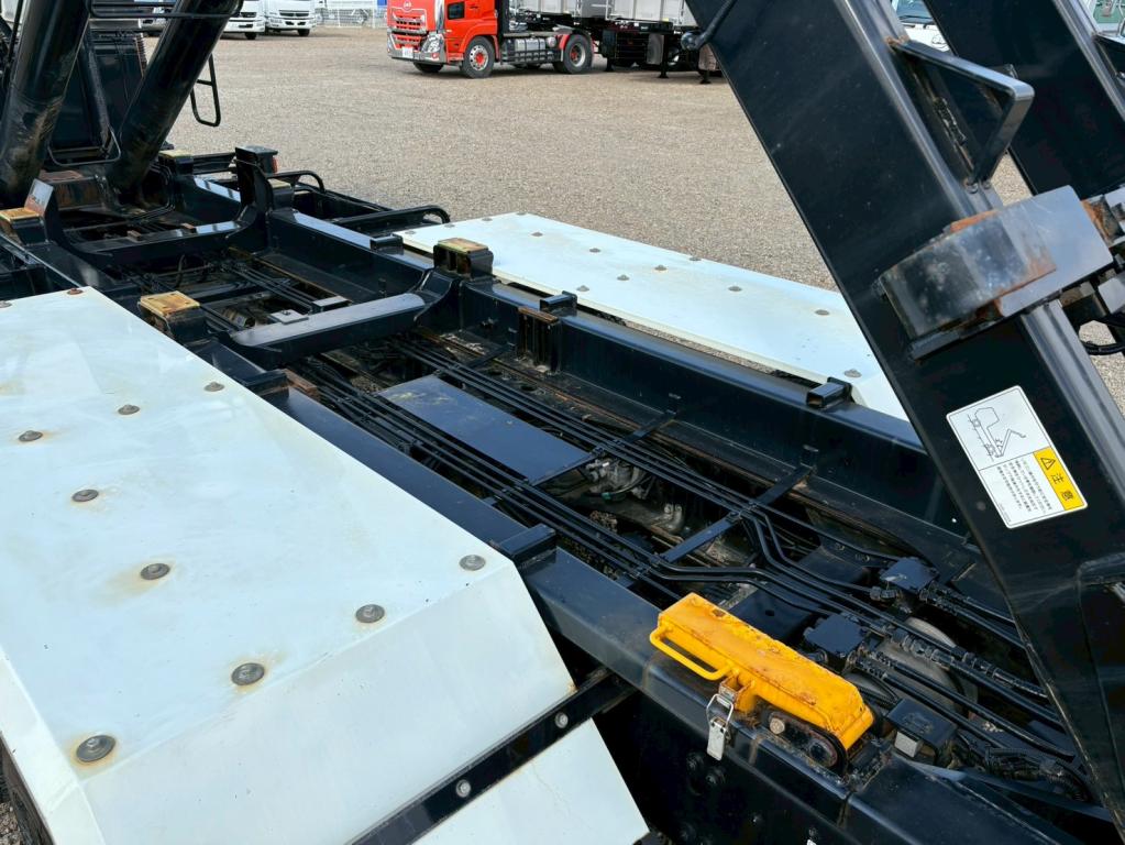 三菱 スーパーグレート 2KG-FV70HY(6x4)の写真11