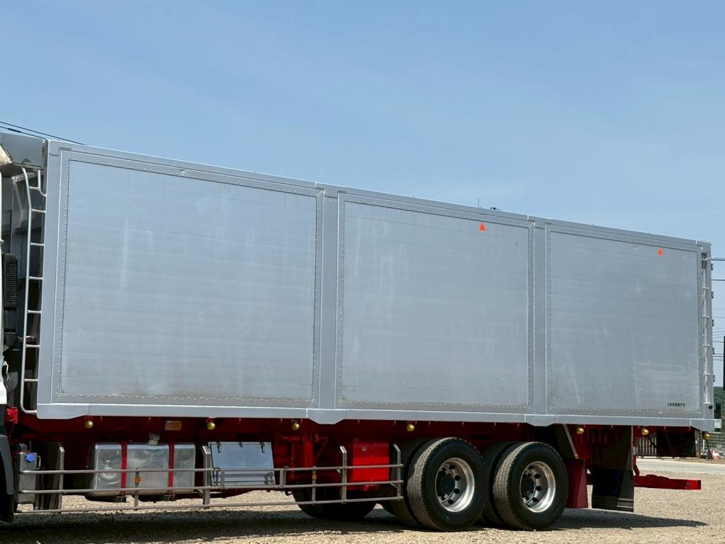 ＵＤ クオン QPG-CD5ZL(6x2)の写真6