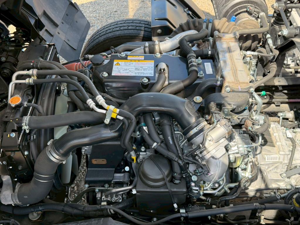 いすゞ フォワード 2RG-FTR90V4(2WD)の写真18