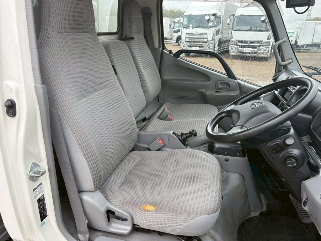 日野 デュトロ TSG-XKU650M(2WD)の写真21