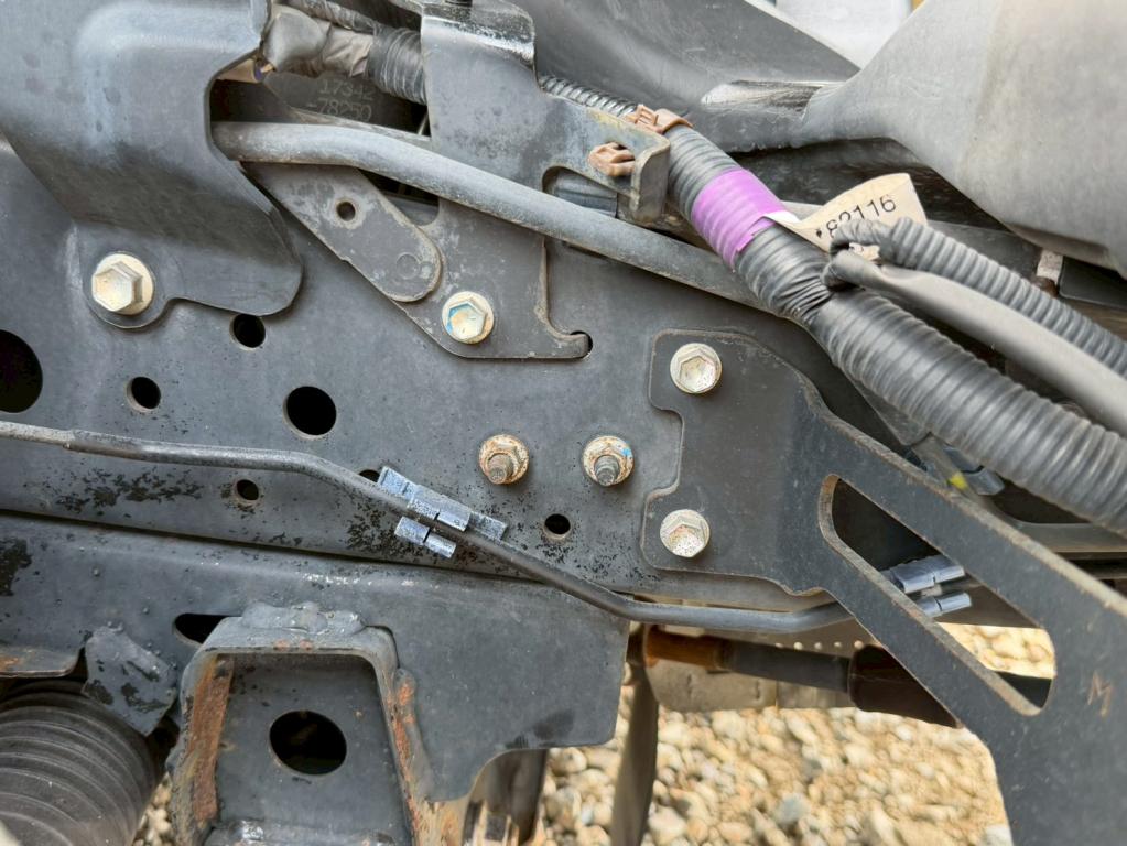 日野 デュトロ 2RG-XZC605M(2WD)の写真14