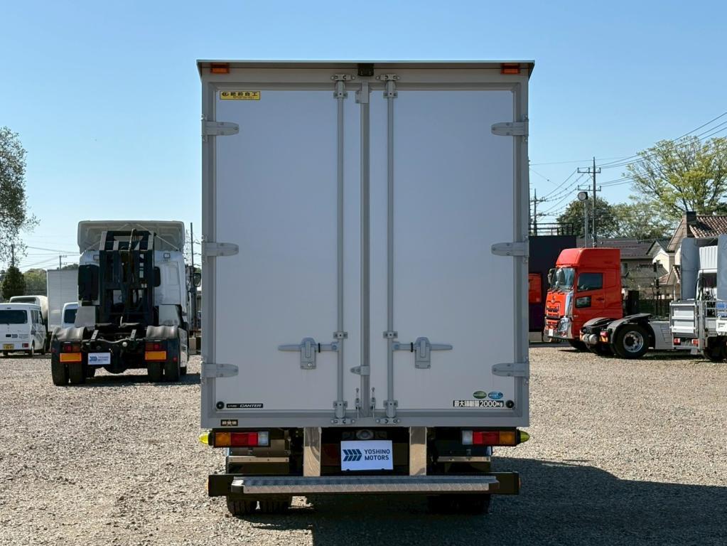 三菱 キャンター 2RG-FEAV0(2WD)の写真12