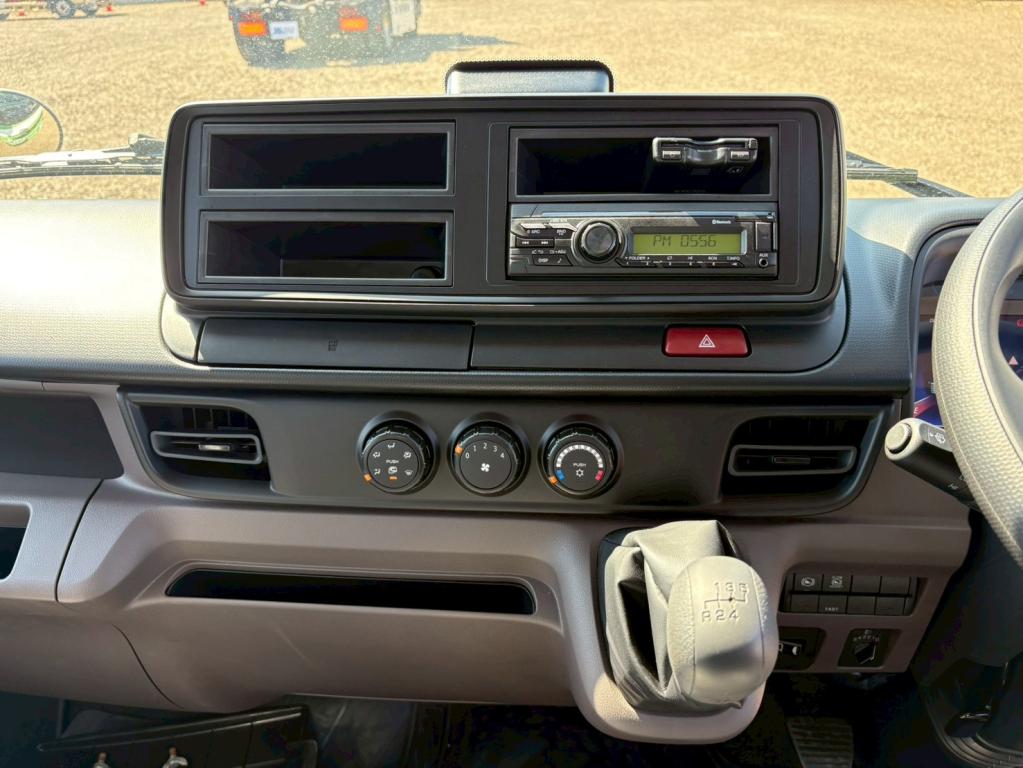 三菱 キャンター 2RG-FEAV0(2WD)の写真22