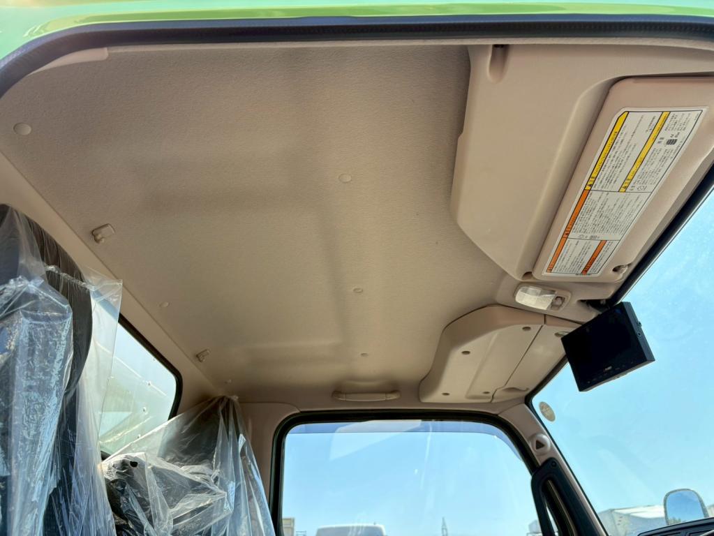 三菱 キャンター 2RG-FEAV0(2WD)の写真24