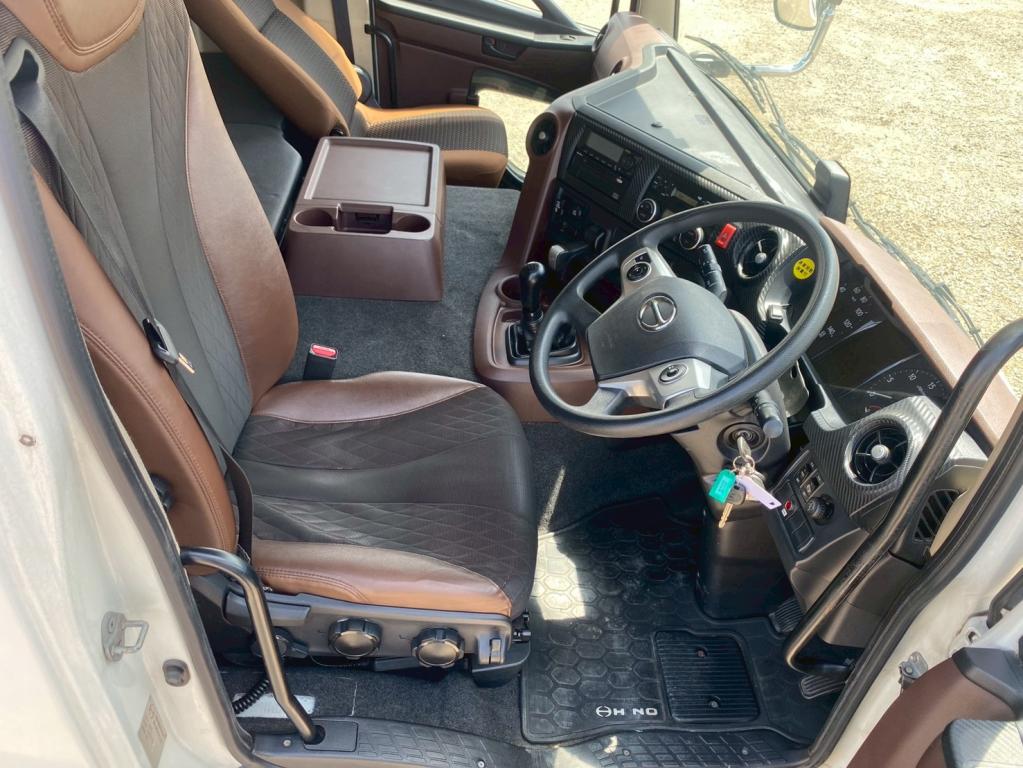 日野 プロフィア 2DG-FW1EHG(8x4)の写真21