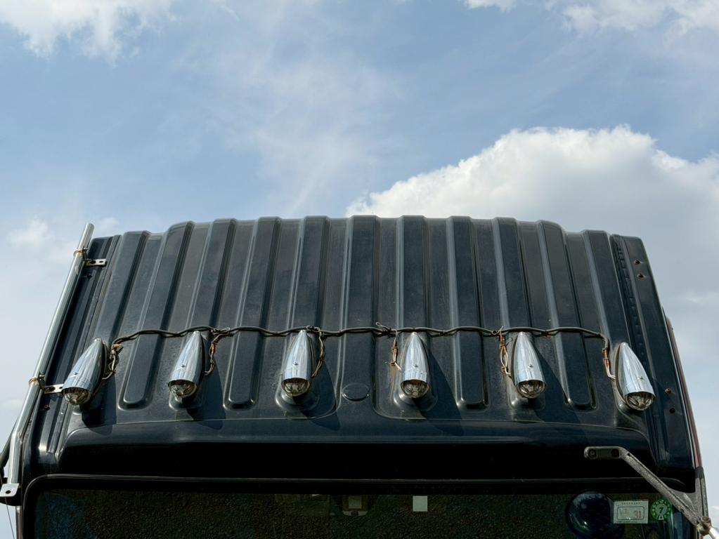 いすゞ ギガ QKG-CYL77B(6x2)の写真20