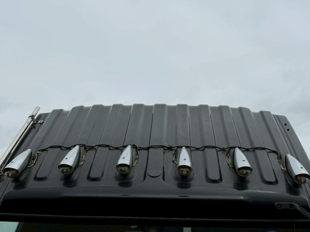 いすゞ ギガ QKG-CYL77B(6x2)の写真20