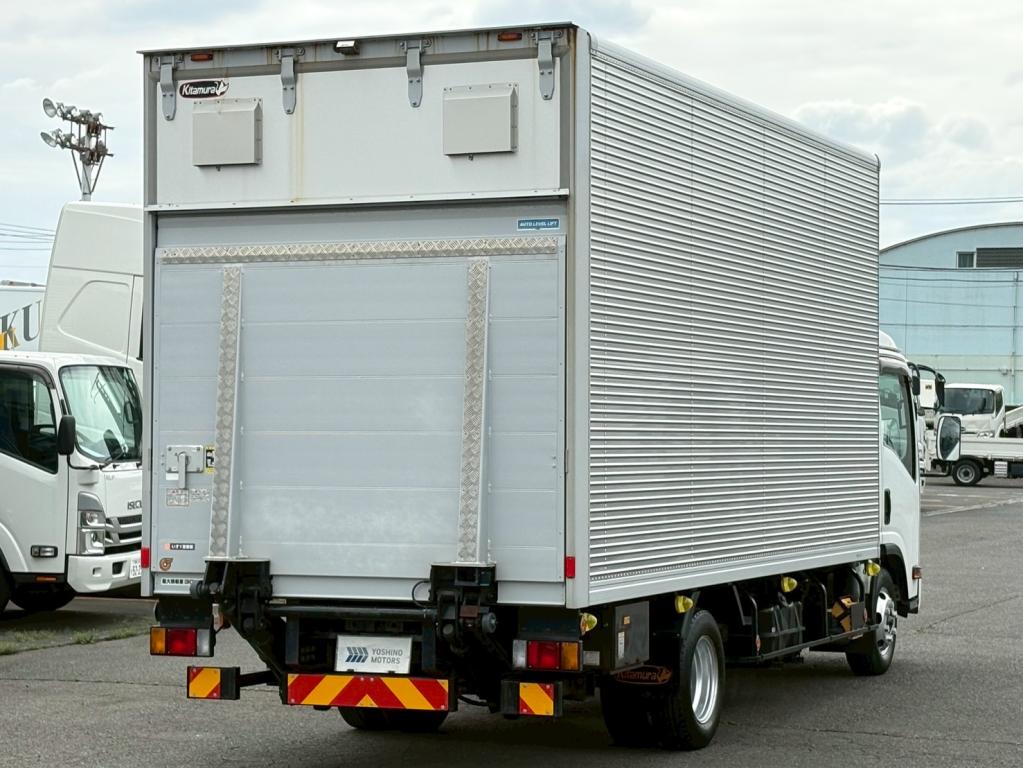 いすゞ エルフ TRG-NPR85AN(2WD)の写真4