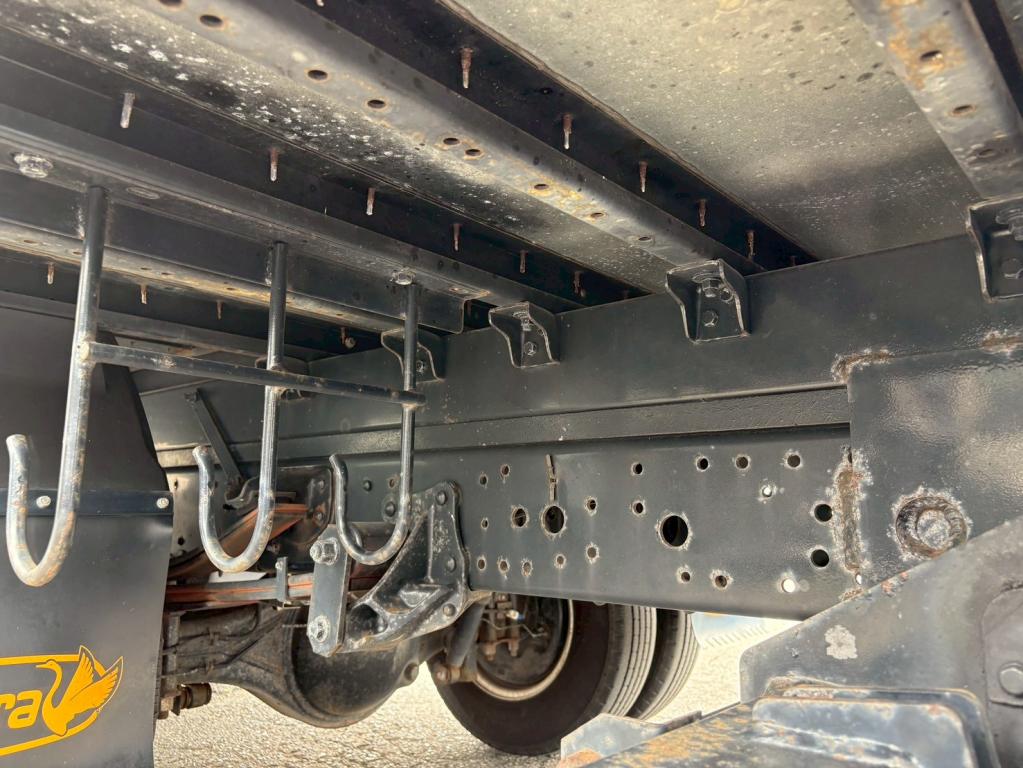 いすゞ エルフ TRG-NPR85AN(2WD)の写真14