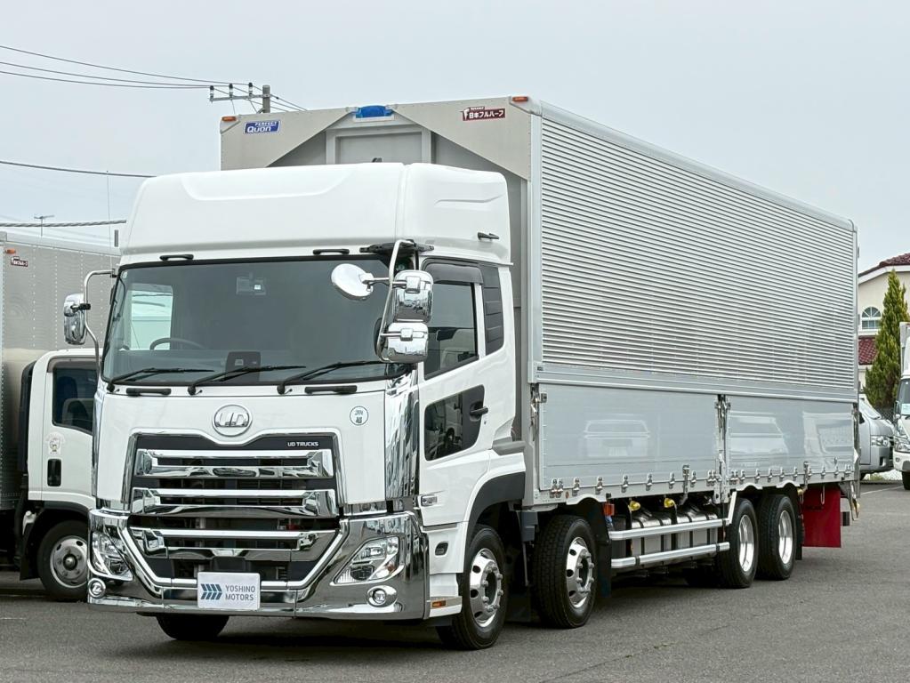 UD クオン 2RG-CG5FA(8x4)の写真1