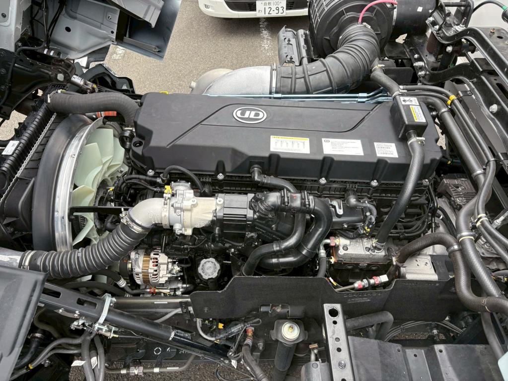 UD クオン 2RG-CG5FA(8x4)の写真18