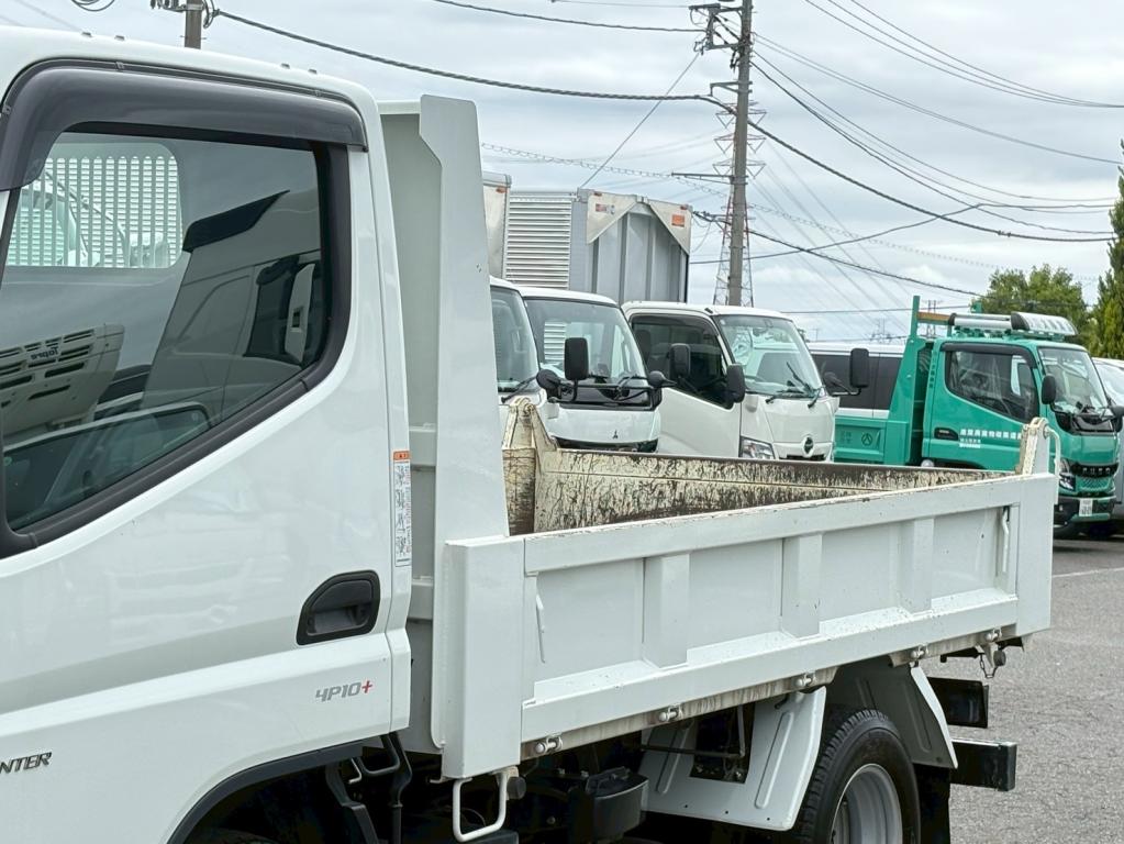 三菱 キャンター 2RG-FBA60(2WD)の写真6